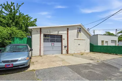 78 Auburn Street, Lindenhurst, NY 11757 - Photo 8