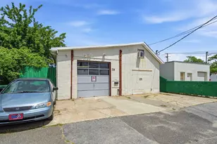 78 Auburn St, Lindenhurst, NY 11757 - Photo 8