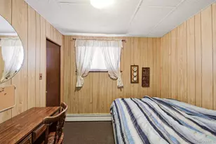 78 Auburn St, Lindenhurst, NY 11757 - Photo 16