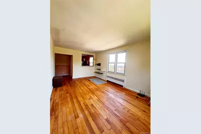 8 Wainwright Avenue #2A, Yonkers, NY 10710 - Photo 2