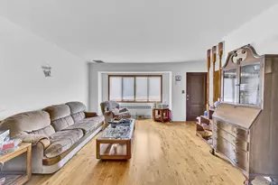51 Virginia St, Valley Stream, NY 11580 - Photo 6