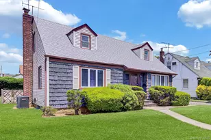 51 Virginia St, Valley Stream, NY 11580 - Photo 2