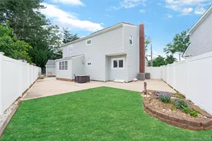 10 Garden Ct, Carle Place, NY 11514 - Photo 18