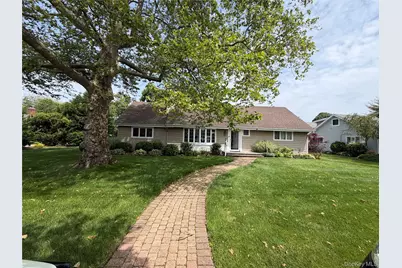3 Deeringwood Lane, Babylon, NY 11702 - Photo 2