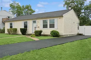 16 Arlington Ave, Wyandanch, NY 11798 - Photo 4
