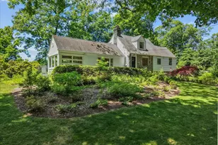 51 Laurel Dr, Mount Kisco, NY 10549 - Photo 2