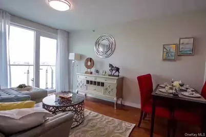 14238 37th Avenue #13D, Flushing, NY 11354 - Photo 4