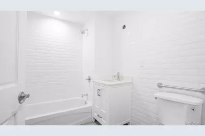 506 Van Nest, Bronx, NY 10460 - Photo 20