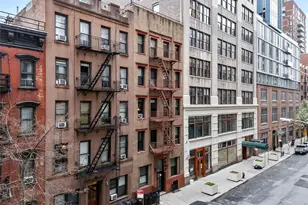 228 W 17th St, New York, NY 10011 - Photo 14
