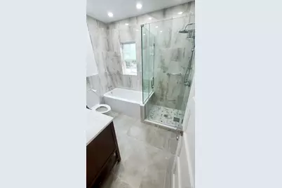 85-40 68th Avenue, Rego Park, NY 11374 - Photo 20