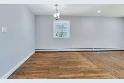 220 Adirondack Drive, Selden, NY 11784 - Photo 10