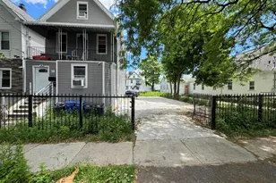 423 S 7th Ave, Mount Vernon, NY 10550 - Photo 1