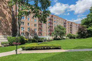 1300 Midland Ave, Yonkers, NY 10704 - Photo 2