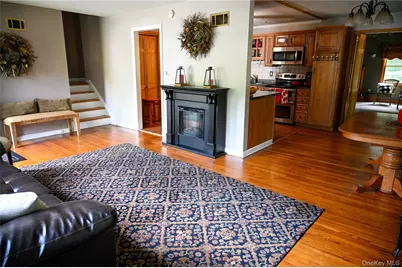 7 Monitor Road, Poughkeepsie, NY 12603 - Photo 4