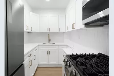 1296 Midland Avenue #L2, Yonkers, NY 10704 - Photo 10