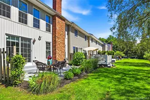 84 Woodlake Dr W, Woodbury, NY 11797 - Photo 38