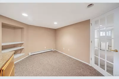 7 Carrie Court, Smithtown, NY 11787 - Photo 34