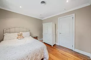 7 Carrie Ct, Smithtown, NY 11787 - Photo 26