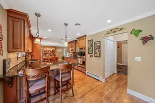 7 Carrie Ct, Smithtown, NY 11787 - Photo 14