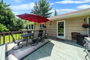 7 Carrie Ct, Smithtown, NY 11787 - Photo 4
