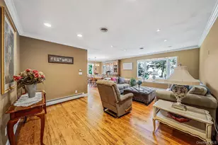 7 Carrie Ct, Smithtown, NY 11787 - Photo 22