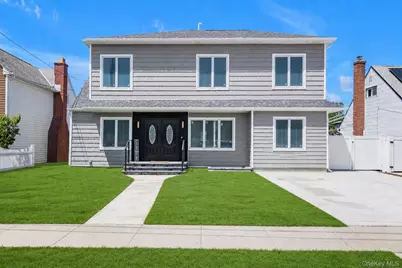 22 Miller Circle, Hicksville, NY 11801 - Photo 1