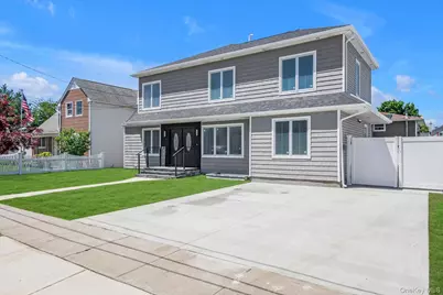 22 Miller Circle, Hicksville, NY 11801 - Photo 28