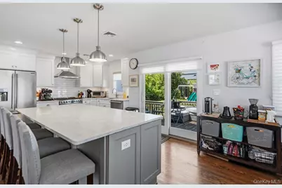 4 Balsam Lane, Commack, NY 11725 - Photo 10