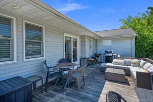 4 Balsam Ln, Commack, NY 11725 - Photo 22