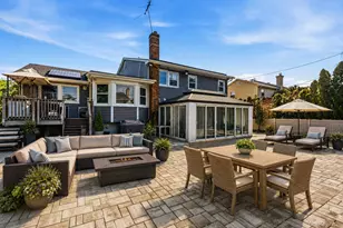 31 Sutton Hill Ln, Manhasset Hills, NY 11040 - Photo 40