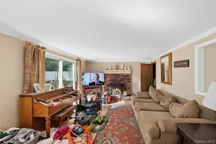 10 Elk Ln, South Setauket, NY 11720 - Photo 8