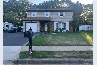 26 Fallen Leaf Road, Holbrook, NY 11741 - Photo 1