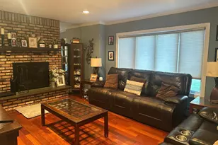 26 Fallen Leaf Rd, Holbrook, NY 11741 - Photo 4