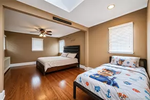 214 Lowell Ave, Floral Park, NY 11001 - Photo 20
