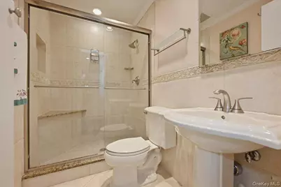16 Penny Lane, Levittown, NY 11756 - Photo 16