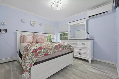 16 Penny Lane, Levittown, NY 11756 - Photo 24