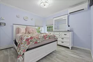 16 Penny Ln, Levittown, NY 11756 - Photo 24