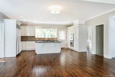 66 Apawamis Avenue, Rye, NY 10580 - Photo 8