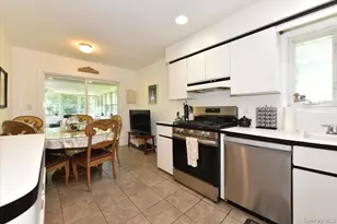 44 Peppermint Rd, Commack, NY 11725 - Photo 12