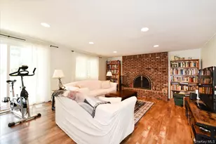 44 Peppermint Rd, Commack, NY 11725 - Photo 22