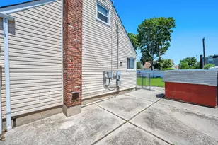 963 Ditmas Ave, Uniondale, NY 11553 - Photo 6