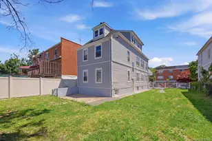 1127 Calhoun Ave, Bronx, NY 10465 - Photo 4