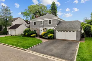 67 Raymond Pl, Hewlett, NY 11557 - Photo 2