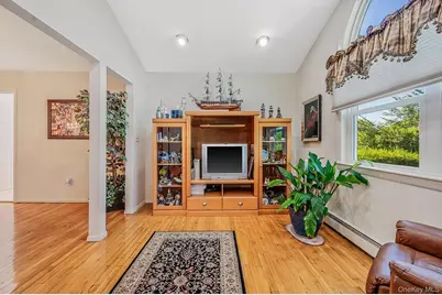 27 Jasmine Lane, Kings Park, NY 11754 - Photo 20