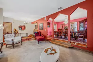 27 Jasmine Ln, Kings Park, NY 11754 - Photo 4