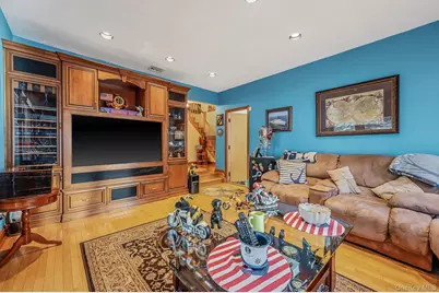 27 Jasmine Lane, Kings Park, NY 11754 - Photo 14