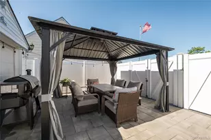 41 Andrew Ln, Levittown, NY 11756 - Photo 20