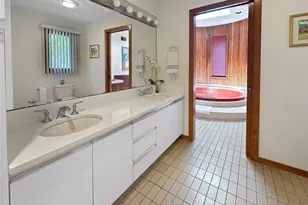 18 Quarter Ct, Westhampton, NY 11977 - Photo 12