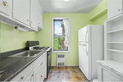 226-26 Union Turnpike #5J, Oakland Gardens, NY 11364 - Photo 6