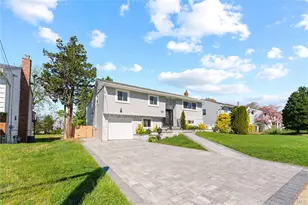 1059 Denton Ave, Manhasset Hills, NY 11040 - Photo 2